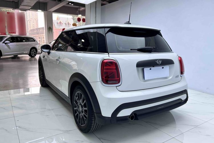 Used MINI 2023 1.5T ONE Exterior 4
