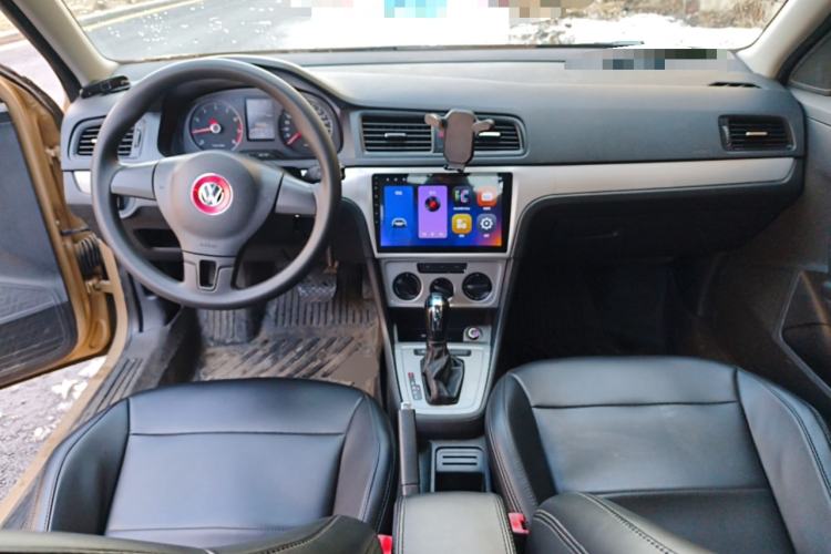 Used Volkswagen Lavida 2013 Revised Classic 1.6L Automatic Fashion Edition
