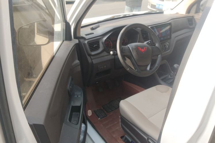 Used Wuling Hongguang V 2021 1.5L Jingqu Version LAR