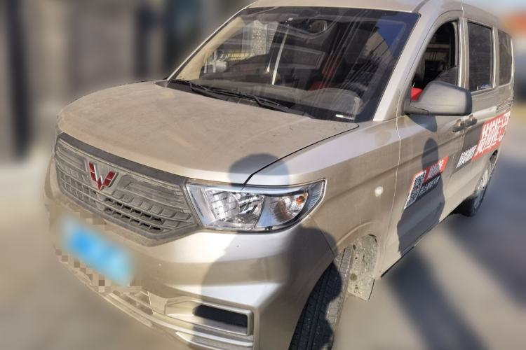 Used Wuling Hongguang V 2022 1.5L Jingqu Edition Electric-Assist LAR