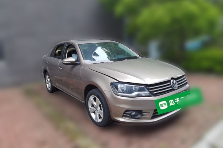 Used Volkswagen Bora 2013 1.6L Manual Comfort Model Front Right 45 Deg