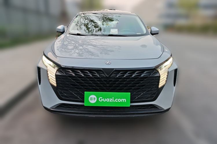 Used Venucia V 2023 260T Idol Edition Pro
