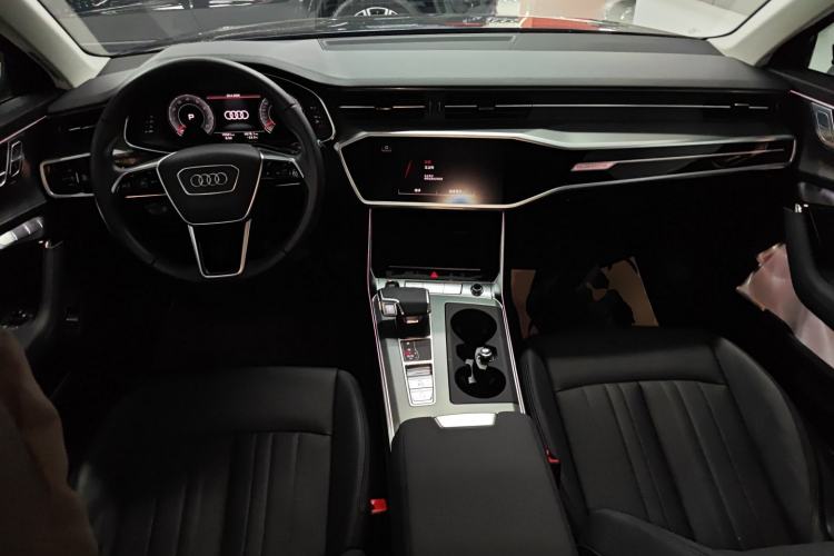 Used Audi A6 2023 allroad quattro 55 TFSI Explorer Edition
