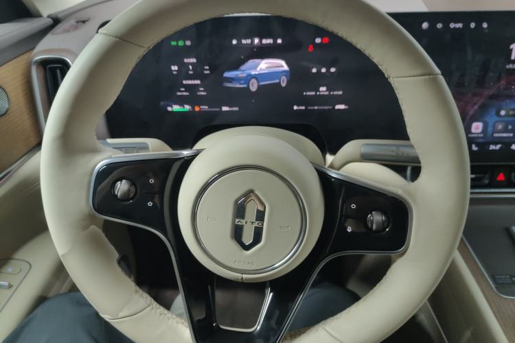 Used Hima AITO M9 2025 Extended-Range Ultra Version 52 kWh 6-Seater