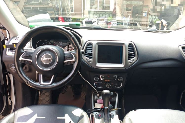 Used Jeep Compass 2017 200T Automatic Family Edition