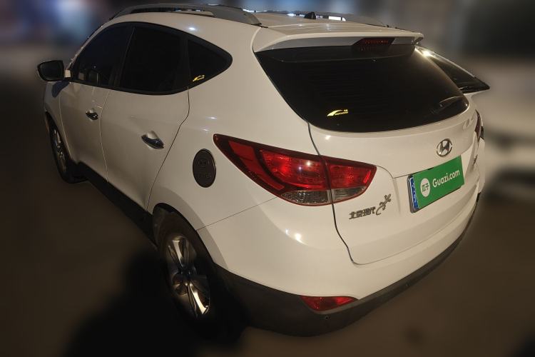 Used Hyundai ix35 2010 2.0L Automatic Two-Wheel Drive Elite Edition GLS
