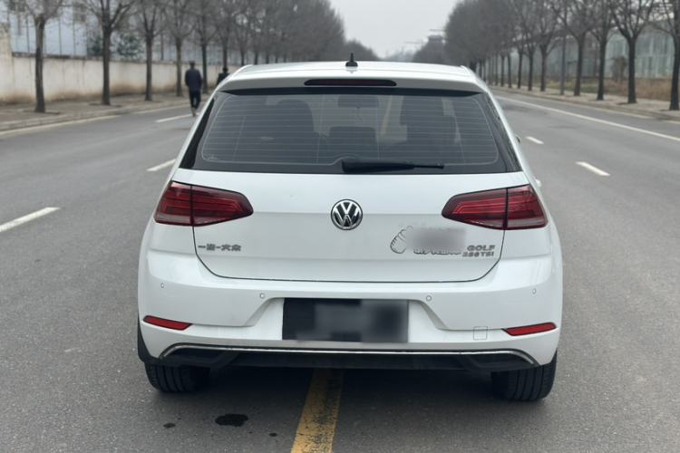 Used Volkswagen Golf 2020 Zhiai Edition 200TSI DSG Comfortable & Ambitious Version