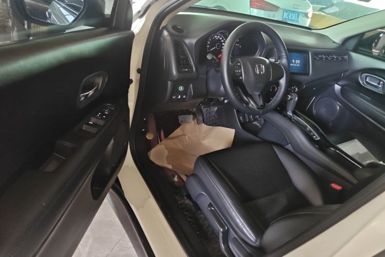 Used Honda Vezel 2020 1.5L CVT Pioneer Edition