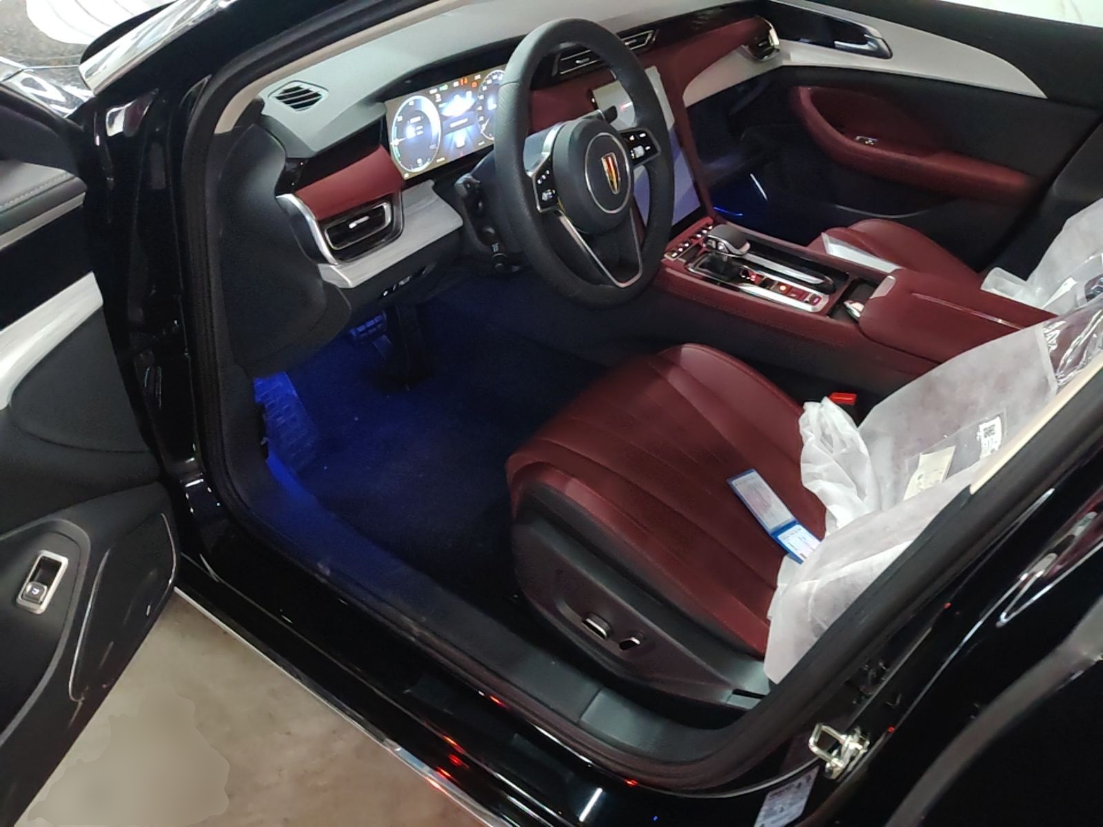 Hongqi H5 PHEV 2025 130 Super Hybrid Version — снимка 20