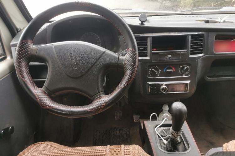 Used Wuling Zhiguang 2013 1.0L Base Version