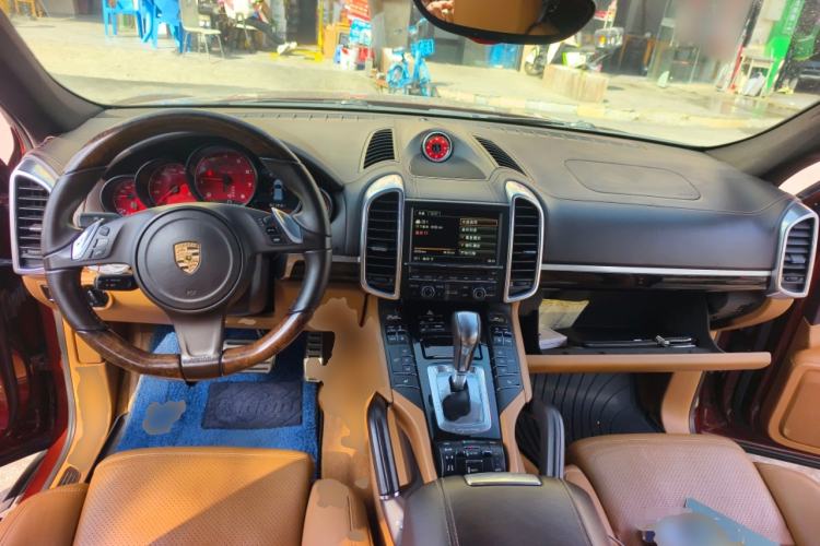 Used Porsche Cayenne 2011 Cayenne 3.0T Center Console