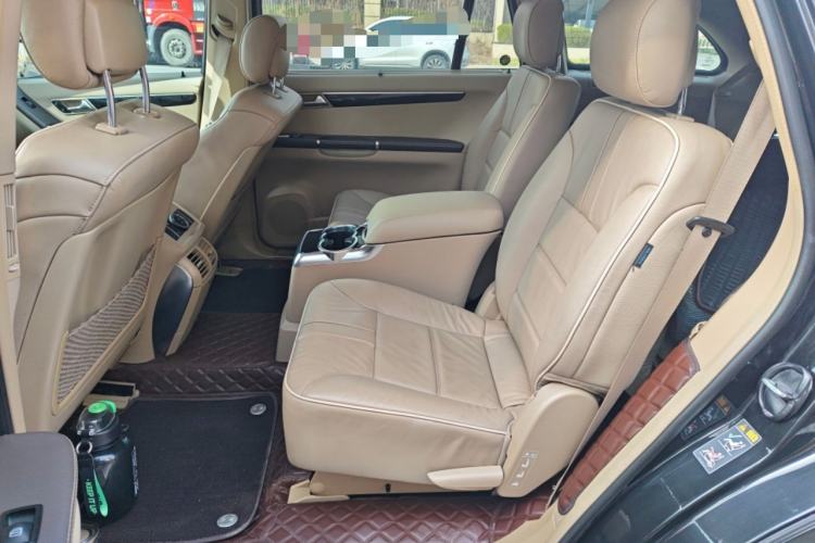 Used Mercedes-Benz R-Class 2014 R 320 4MATIC Luxury Model