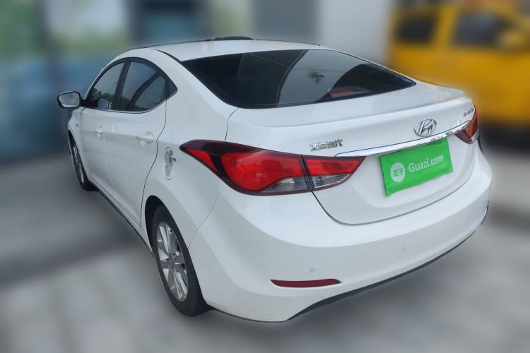Used Hyundai Elantra (5th Generation / Langdong) 2016 1.6L Automatic Smart Version
