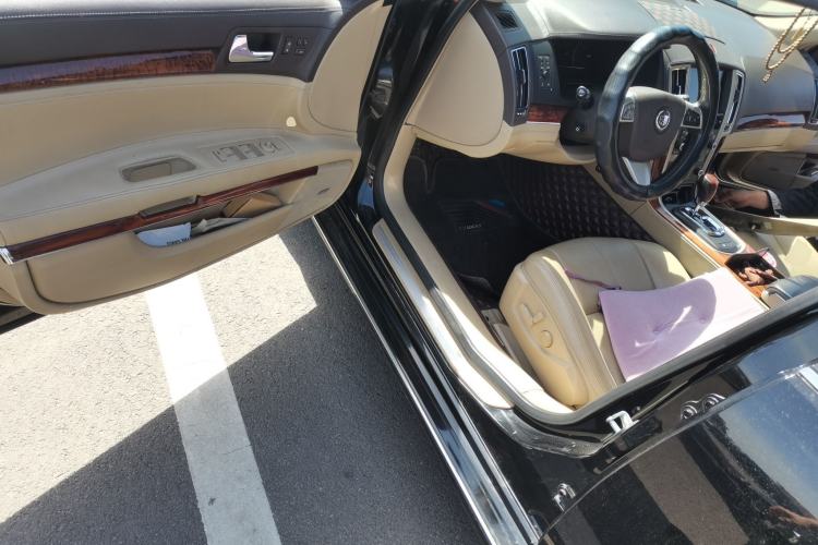 Used Cadillac SLS Seville 2011 2.0T Luxury Edition