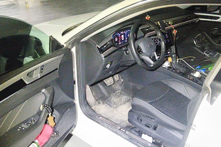 Used Volkswagen FAW-Volkswagen CC 2021 380TSI Striking Edition
