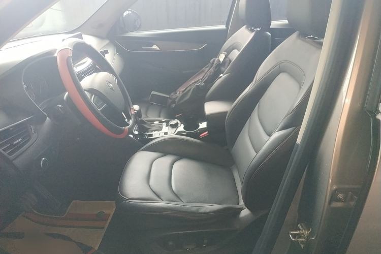 Used BORGWARD BX5 2020 20TGDI Automatic Two-Wheel Drive Pioneer Edition Left Front Seat