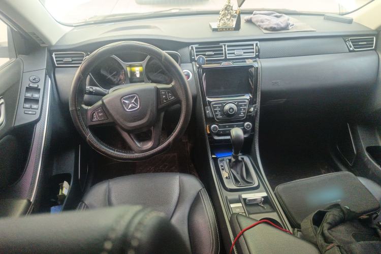 Used JMC Yusheng S330 2016 1.5L GTDi Automatic Two-Wheel Drive Prestige Edition
