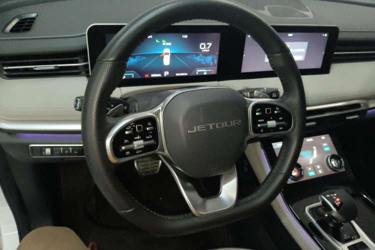 Used JETOUR X70 2023 Zhuge 2.0T DCT Kongming 5-Seater