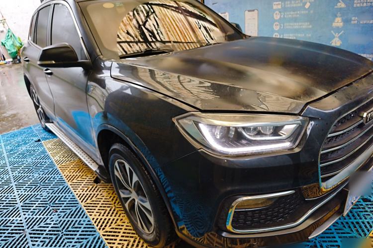 Used Yema T80 2017 1.5T Manual Cool Edition Front Right 45 Deg