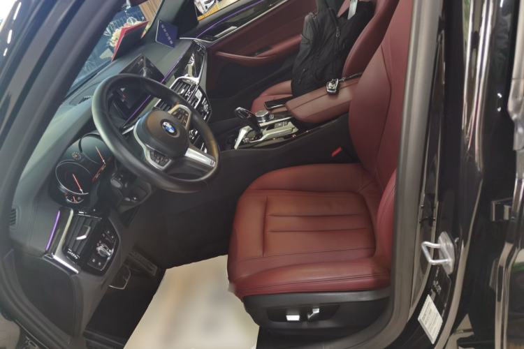 Used BMW 5 Series 2018 Restyled 530Li Leading Edition M Sport Package
