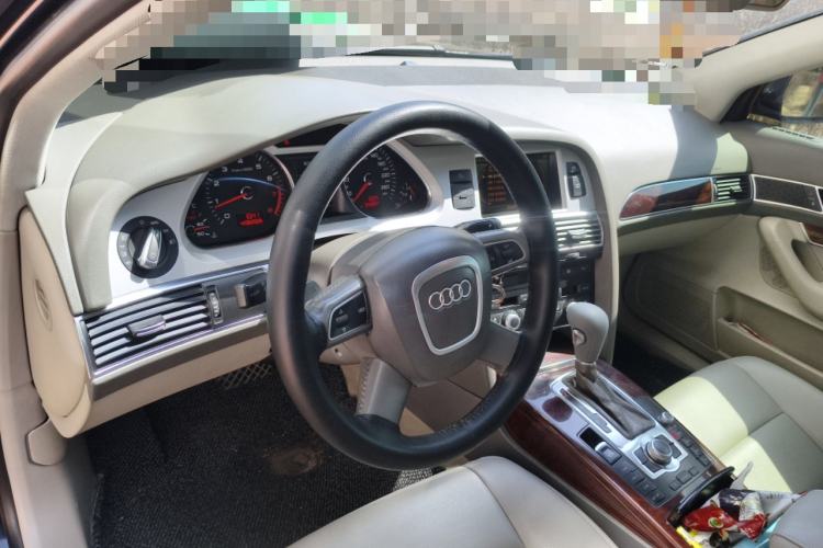 Used Audi A6L 2011 2.0 TFSI automatic Comfort trim Steering Wheel