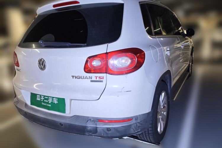 Used Volkswagen Tiguan 2012 2.0 TSI Automatic All-Wheel Drive Flagship Edition Rear Right 45 Deg