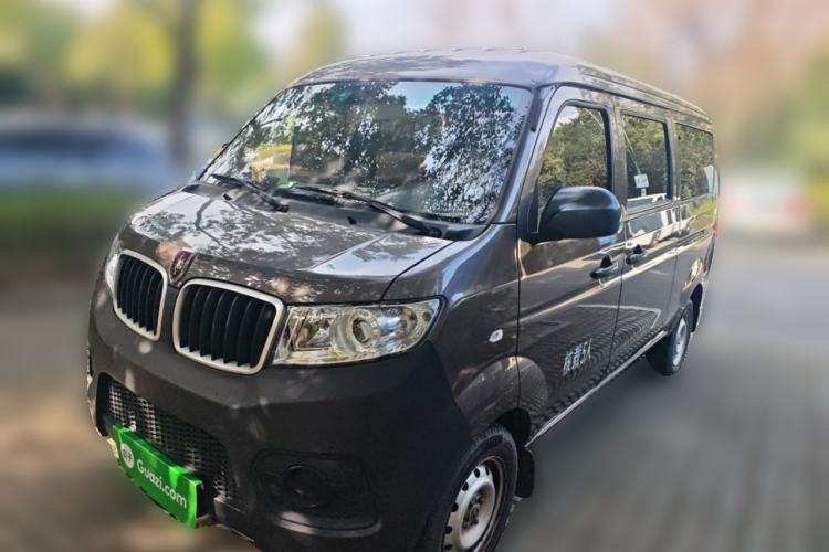 Used Jinbei Hiace X30 2022 1.5L Business-Class Central Air-Conditioned Coach China VI Standard SWC15M