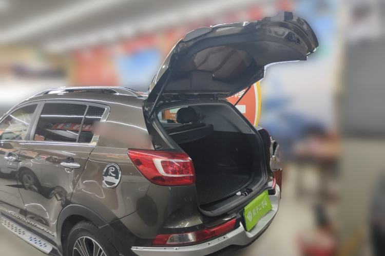 Used Kia Sportage R 2012 2.0L Automatic Two-Wheel Drive NAVI Trunk