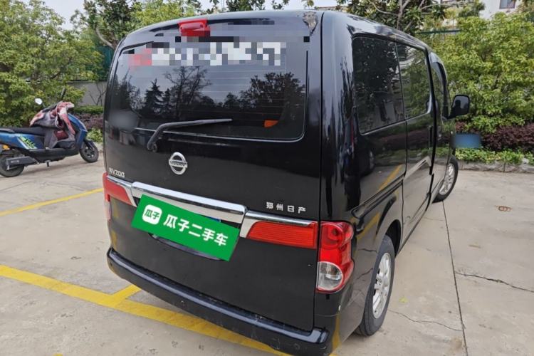 Used Nissan NV200 2011 1.6L 232 Seats Zunya Trim Exterior 5