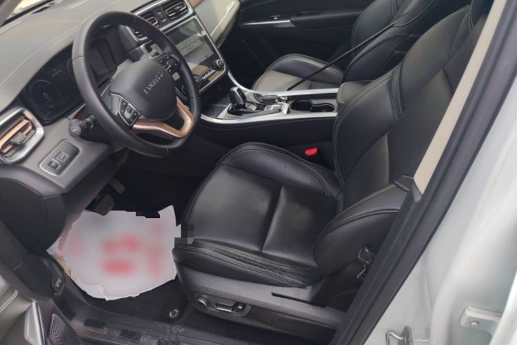 Used Lynk & Co 01 2017 2.0T Two-Wheel Drive Pro Edition
