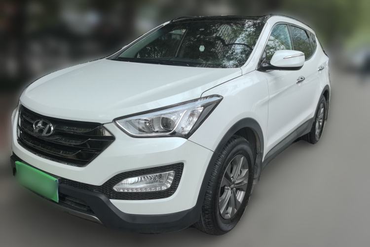Used Hyundai Santa Fe 2013 2.4L Automatic Two-Wheel Drive Smart Version