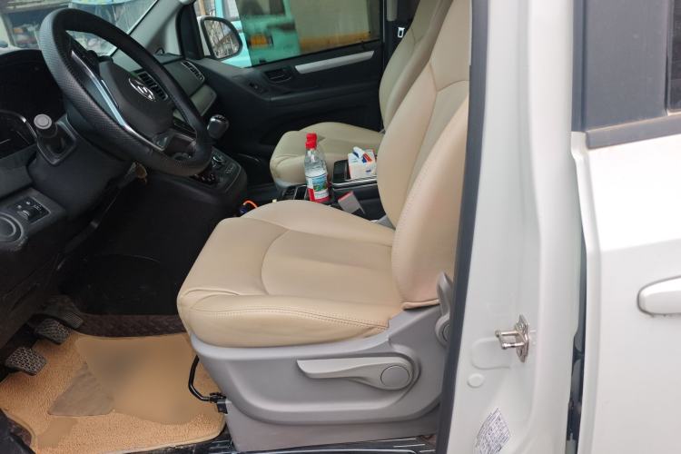 Used SAIC MAXUS G10 2021 2.0T Manual Elite Edition Diesel 7-Seater