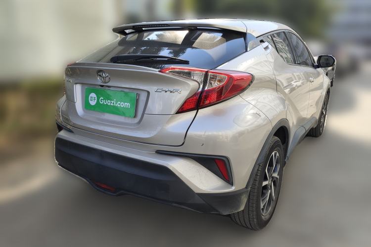 Used Toyota C-HR 2018 2.0L Leading with Sunroof China V Standard Rear Right 45 Deg