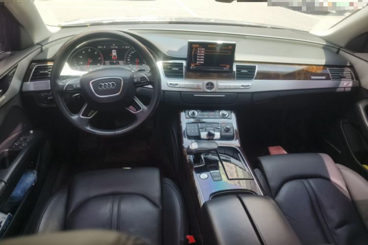 Used Audi A8 2017 A8L 45 TFSI quattro Leading Elite Edition Center Console