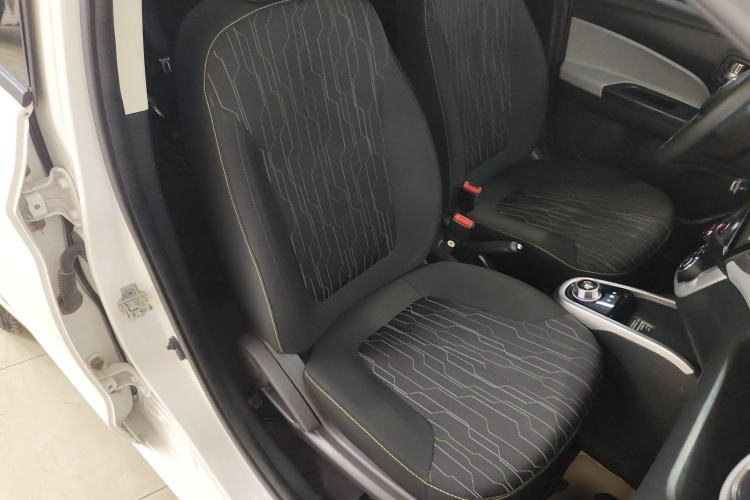 Used CHANGAN OSHAN Benni E-Star 2021 National Edition Xin Yue Version Lithium Iron Phosphate (31.86 kWh) Right Front Seat