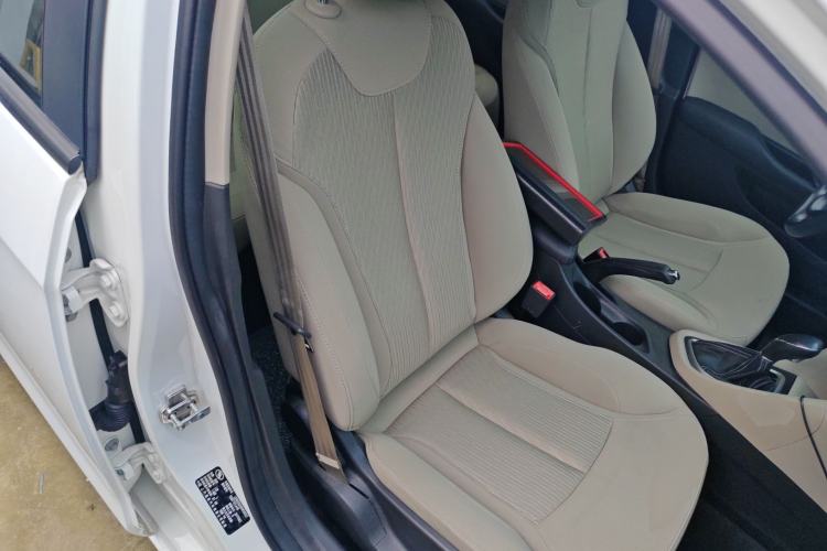 Used Buick GT 2017 15N Automatic Entry-Level Trim Right Front Seat