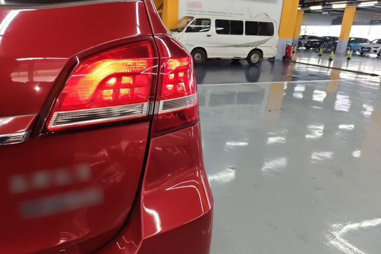 Used Haval H2 2016 Red Label 1.5T Automatic Two-Wheel Drive Elite Model Right Rear Taillight