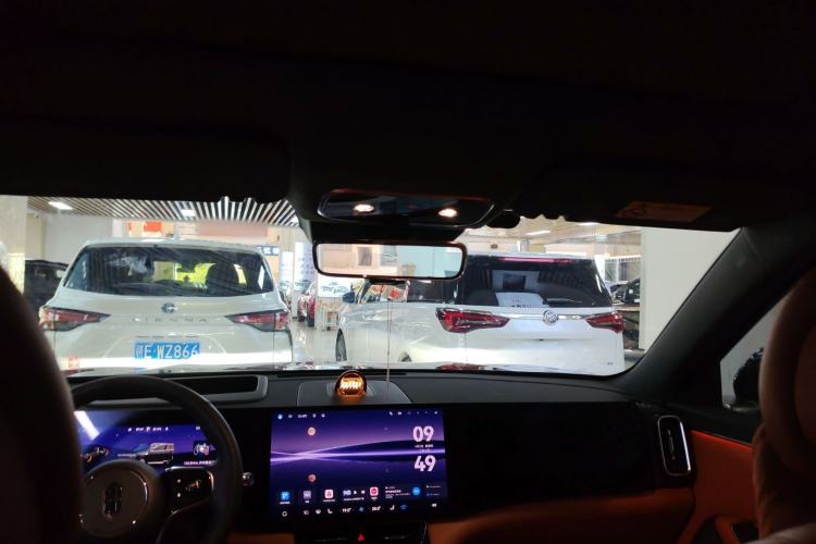 Used Hima AITO M8 2025 Extended-Range Max+ Version 53.4 kWh 6-Seater Edition
