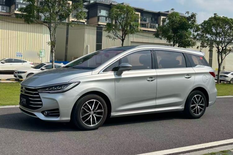 Used BYD Song MAX 2017 1.5T Automatic Smart Connect Elite 7-Seater
