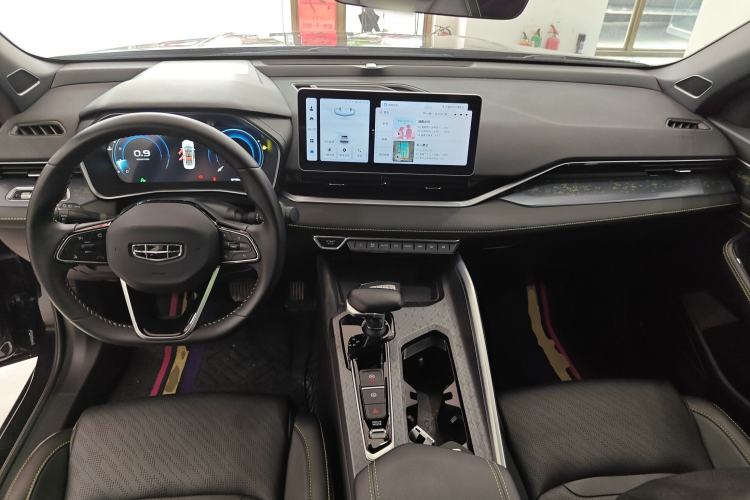 Used Geely Auto Preface 2023 1.5TD Kunlun Edition Center Console