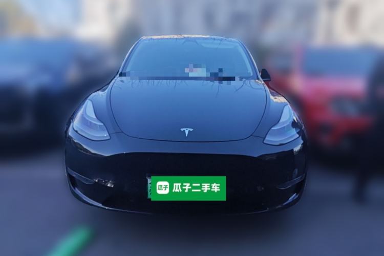 Used Tesla Model Y 2023 Long-Range All-Wheel-Drive Version