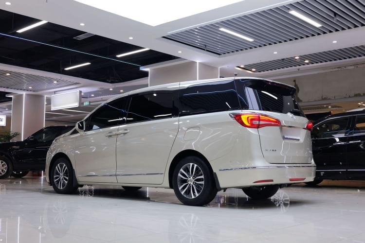Used Buick GL8 2017 ES 28T Flagship Model China V Standard