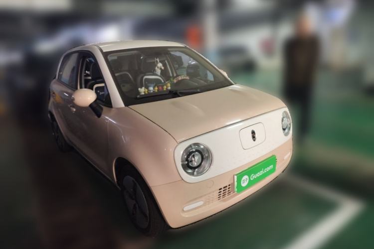 Used ORA Black Cat 2021 301 km Basic Version Front Right 45 Deg