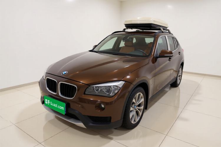 Used BMW X1 2013 sDrive18i Fashion Model Front Left 45 Deg