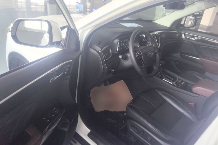 Used GAC Trumpchi GS7 2017 320T Two-Wheel-Drive Luxury Smart Connectivity Model