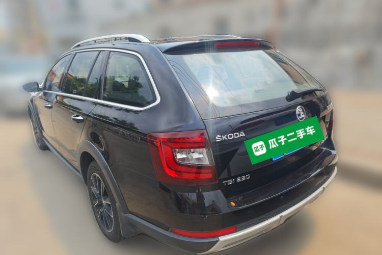 Used Skoda Octavia 2018 Station Wagon TSI230 DSG Luxury Edition Exterior 3