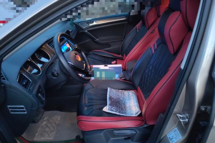 Used Volkswagen Golf 2016 1.6L Automatic Comfort Model Left Front Seat