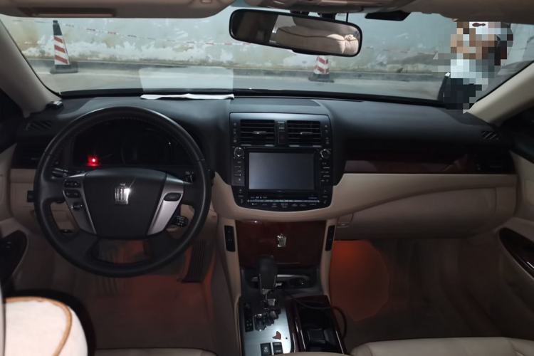 Used Toyota Crown 2012 2.5L Royal Leather Edition
