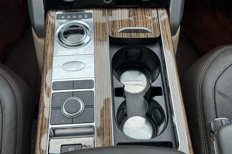 Used Land Rover Range Rover 2018 3.0 SC V6 Vogue Extended-Length Model