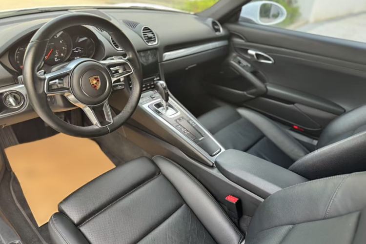 Used Porsche 718 2016 Cayman 2.0T